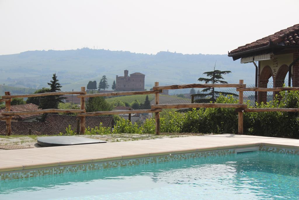 Bed and Breakfast Poggio Dei Farinetti Diano dʼAlba Exterior foto